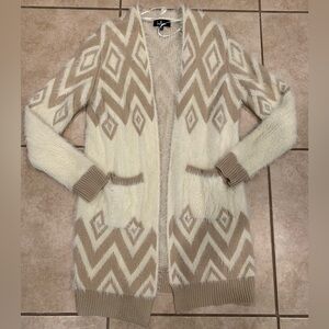 Lulus White and Tan Cozy Geometric Cardigan. Size: XS